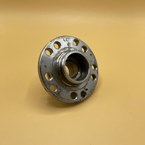 700 / 900 drilled front hubs